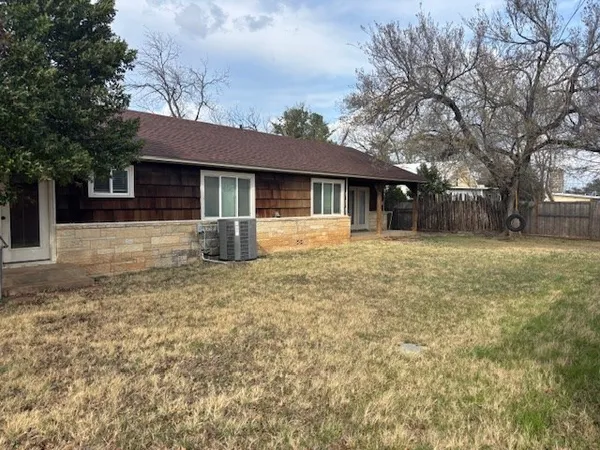 $364,900 | 931 Doole Street, Mason, TX 76856