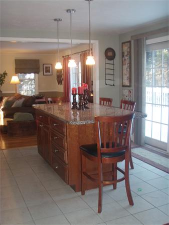 383 Holly Road Marshfield, MA 02050 - Photo 5 of 20 Gallery Image 5