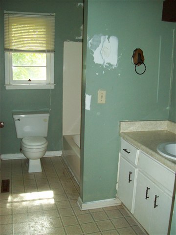 124 Rockmont Road Easley, SC 29640 - Photo 6 of 9 Gallery Image 6