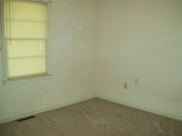 124 Rockmont Road Easley, SC 29640 - Photo 7 of 9 Gallery Image 7