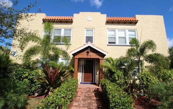 $1,595 | 815 Upland Road, Unit 6, West Palm Beach, FL 33401