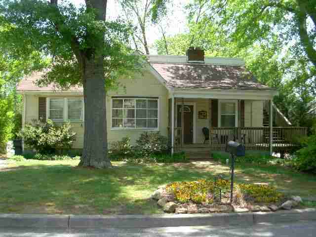 105 Briarcliff Drive Greenville, SC 29607 - Photo 1 of 1