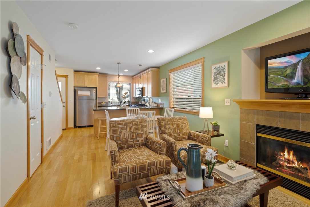 2005 South Main Street, Unit B Seattle, WA 98144 - Photo 7 of 32