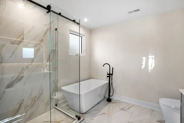 $949,900 | 5700 West Grace Street, Chicago, IL 60634