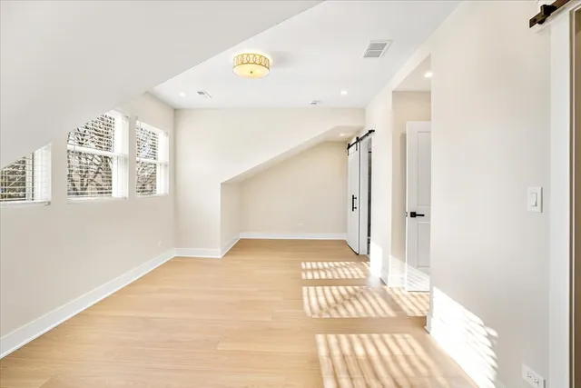 $949,900 | 5700 West Grace Street, Chicago, IL 60634