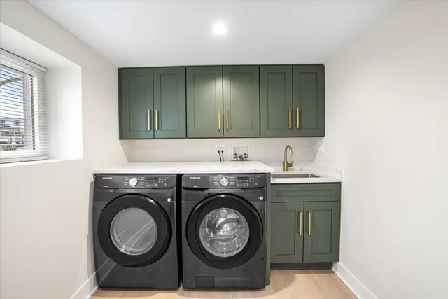 $949,900 | 5700 West Grace Street, Chicago, IL 60634