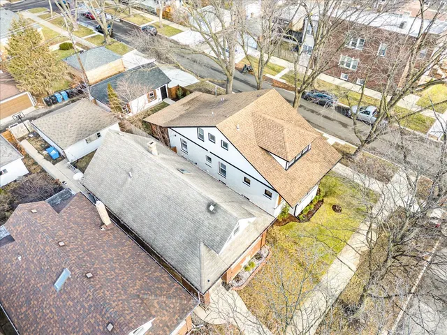 $949,900 | 5700 West Grace Street, Chicago, IL 60634