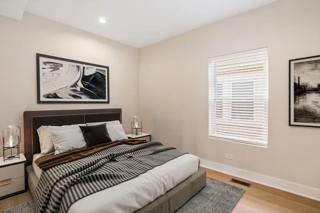 $949,900 | 5700 West Grace Street, Chicago, IL 60634