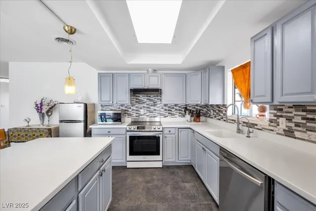 $525,000 | 1589 Silver Mesa Way, Las Vegas, NV 89169