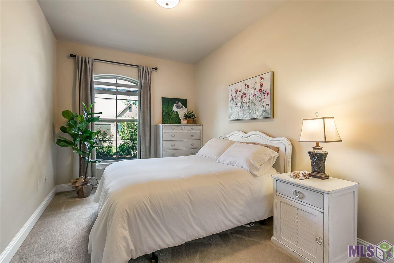 9335 Falling Oak Drive Baton Rouge, LA 70817 - Photo 12 of 27 Gallery Image 12