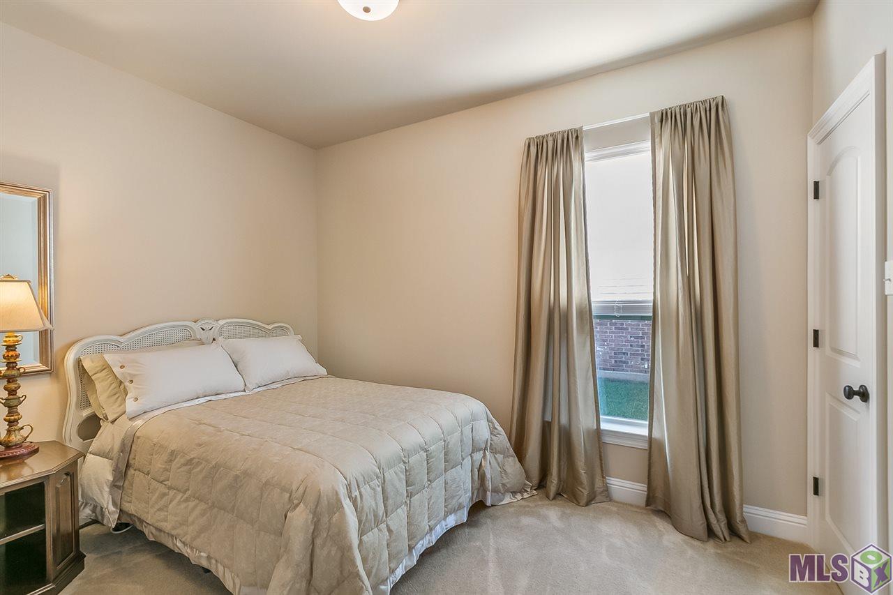 9335 Falling Oak Drive Baton Rouge, LA 70817 - Photo 13 of 27 Gallery Image 13