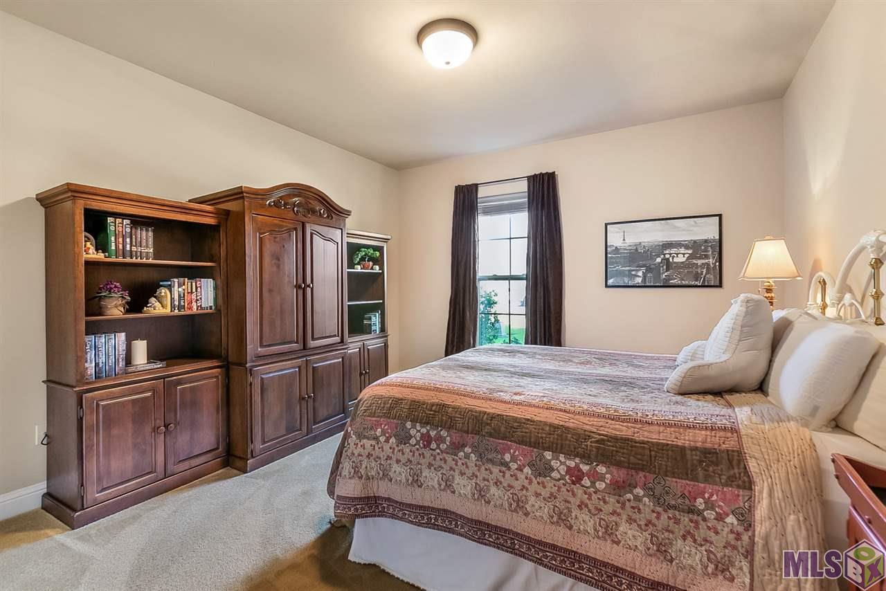 9335 Falling Oak Drive Baton Rouge, LA 70817 - Photo 16 of 27 Gallery Image 16