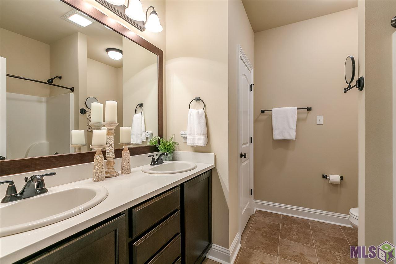 9335 Falling Oak Drive Baton Rouge, LA 70817 - Photo 19 of 27 Gallery Image 19