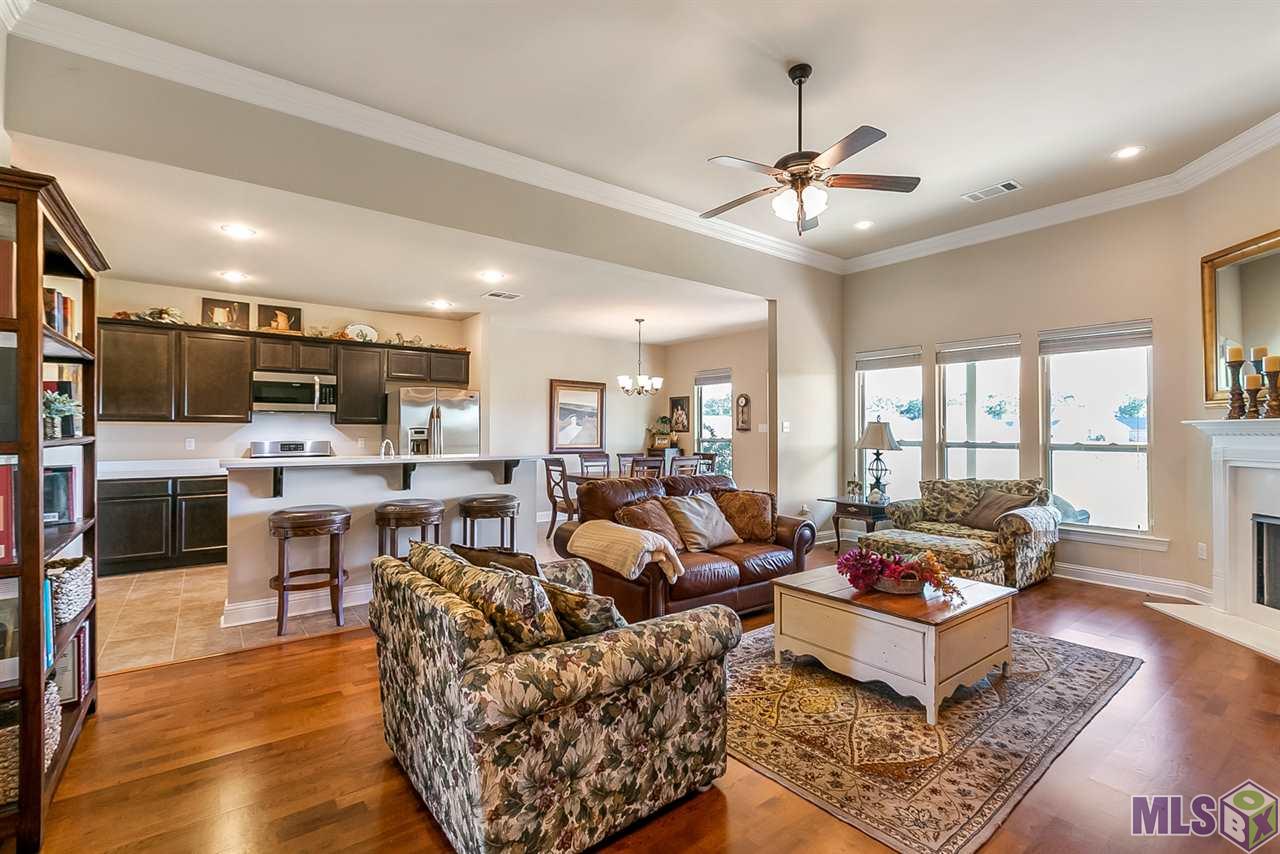 9335 Falling Oak Drive Baton Rouge, LA 70817 - Photo 3 of 27 Gallery Image 3