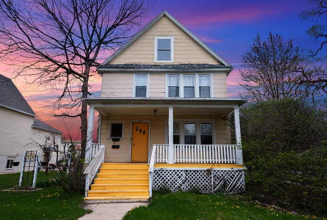 $1,150 | 2502 Collins Street, Unit 1, Blue Island, IL 60406