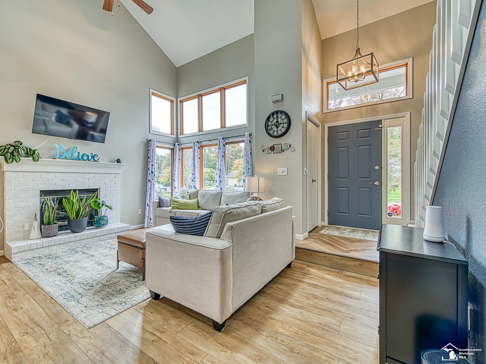 6796 Hartland Road Temperance, MI 48182 - Photo 4 of 47