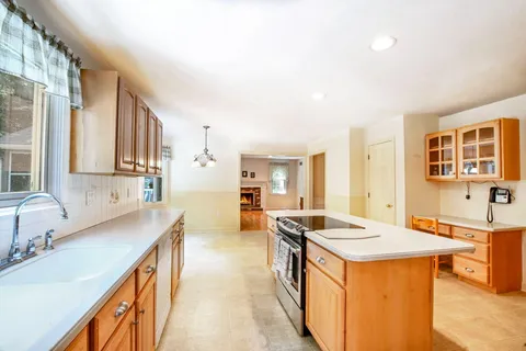 $849,000 | 48 Mill Pond Circle, Milford, MA 01757