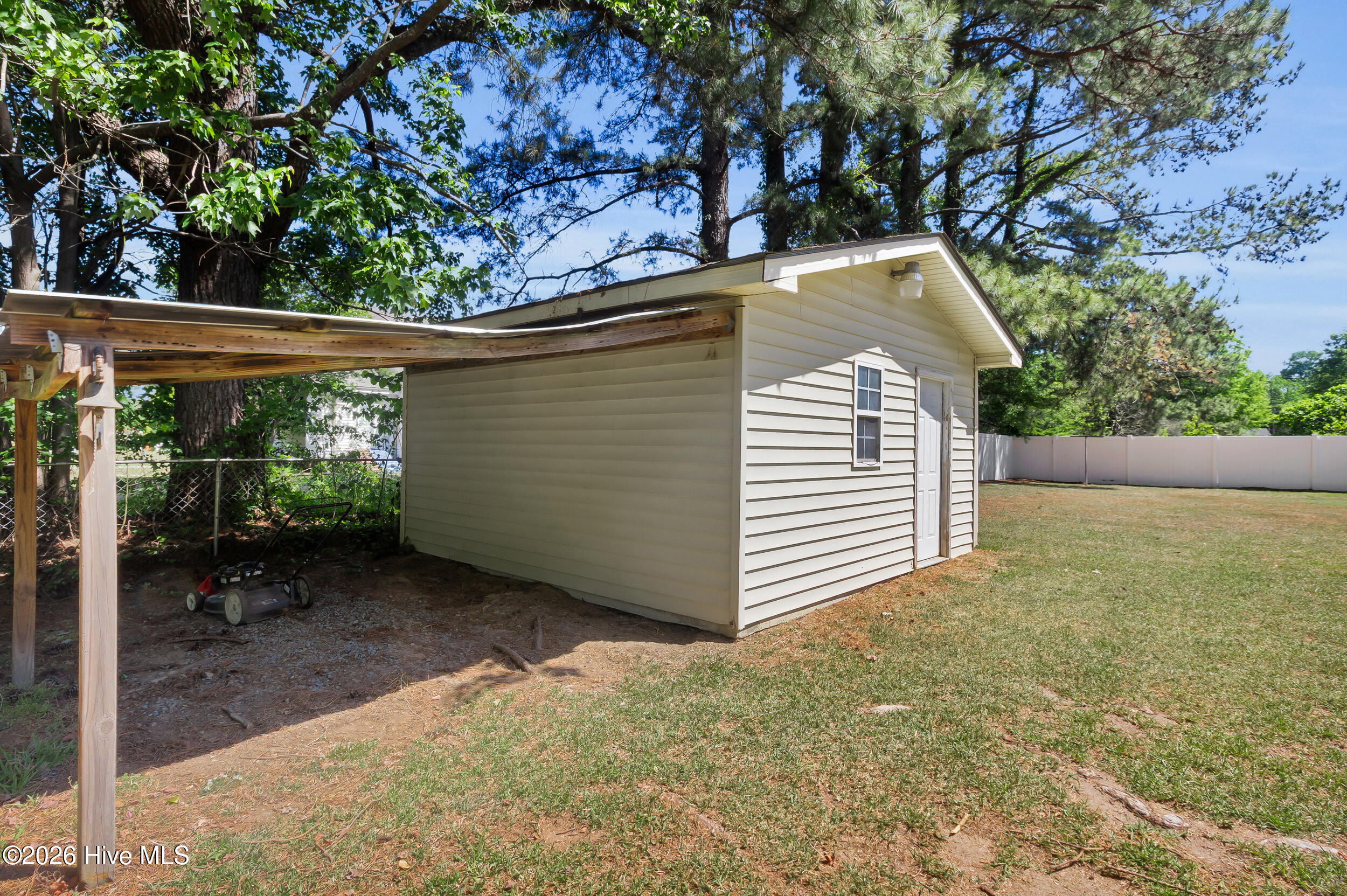 720 Poplar Street Faison, NC 28341 - Photo 24 of 37 28_34