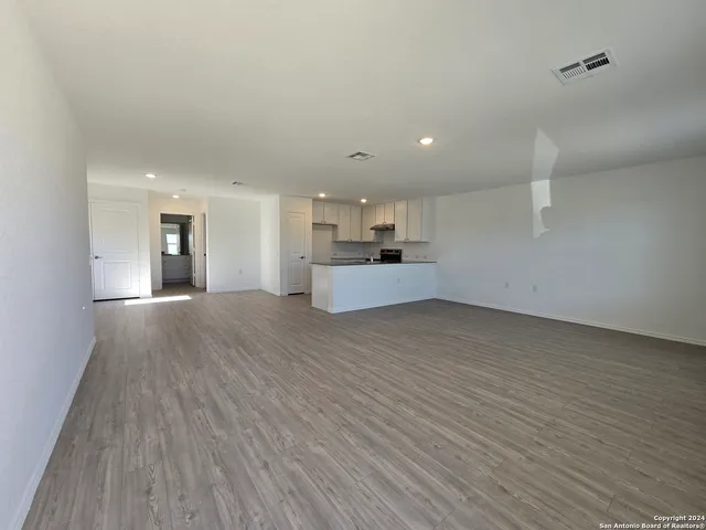 $1,650 | 13327 Laffoon Way, San Antonio, TX 78221