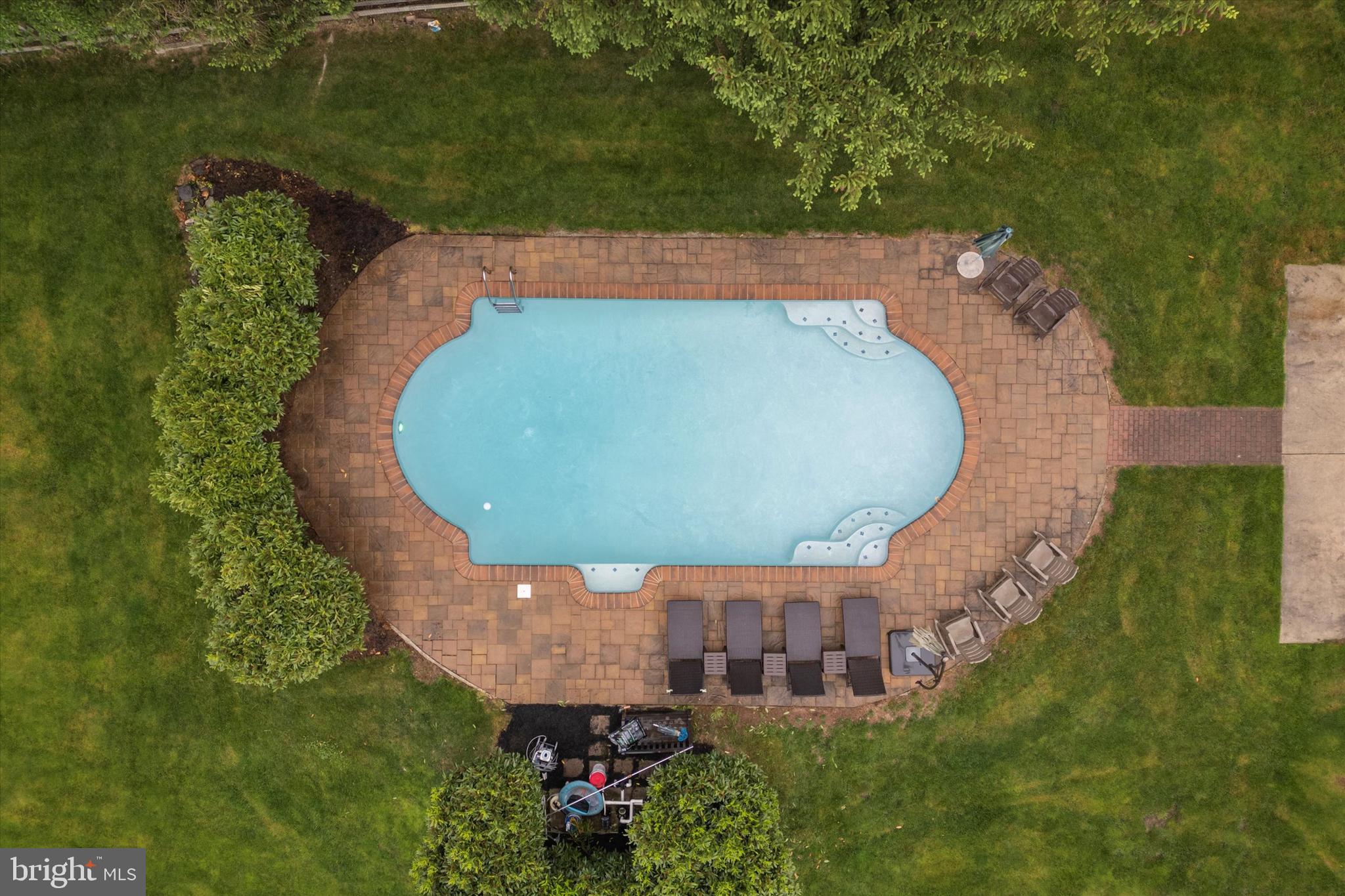 802 Upper Gulph Road Wayne, PA 19087 - Photo 41 of 45 an aerial view of a house with a garden and trees
