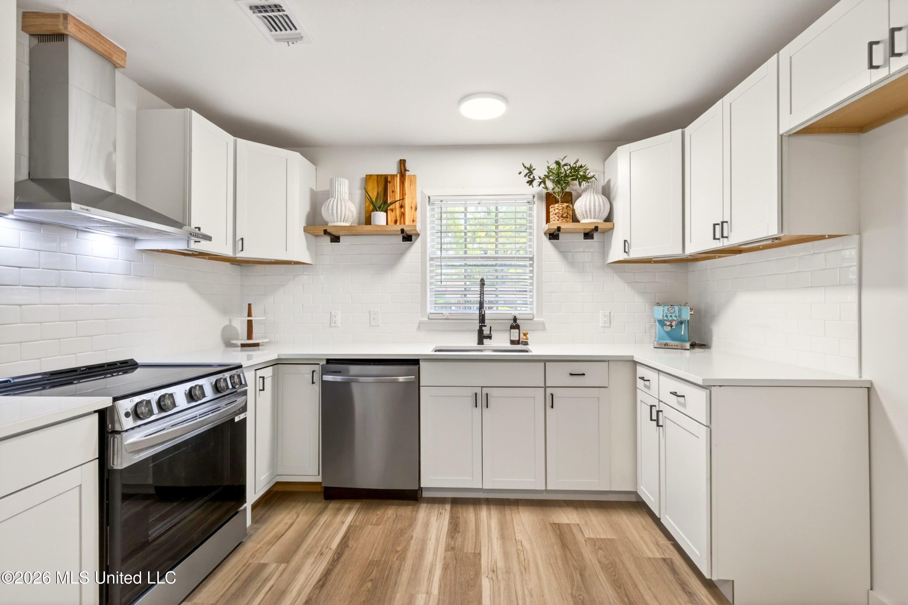 4340 Betts Circle Gulfport, MS 39501 - Photo 17 of 40 4340BettsCir-18