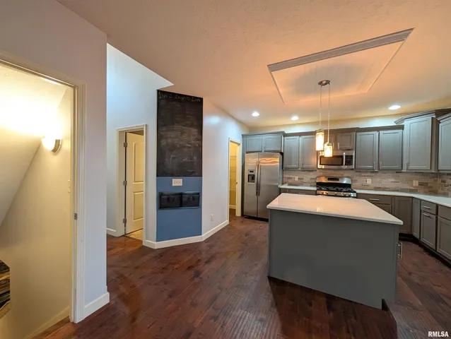 $409,900 | 2629 West Sesame Street, Dunlap, IL 61525