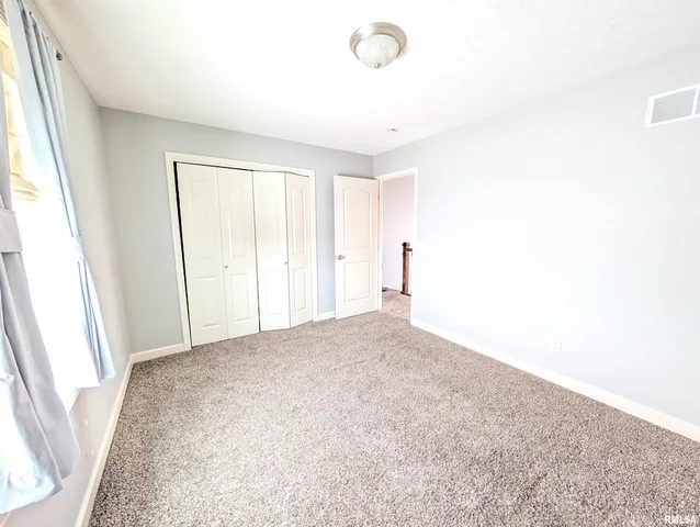 $409,900 | 2629 West Sesame Street, Dunlap, IL 61525