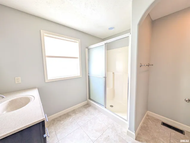 $409,900 | 2629 West Sesame Street, Dunlap, IL 61525