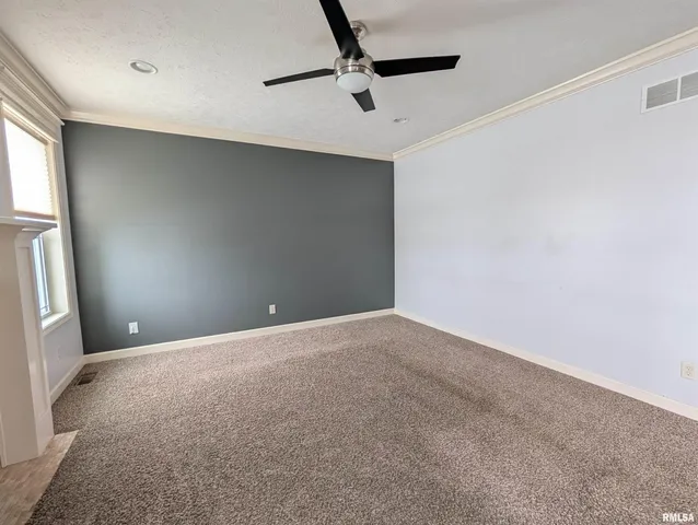 $409,900 | 2629 West Sesame Street, Dunlap, IL 61525