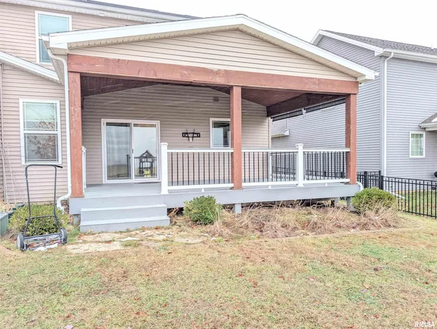 $409,900 | 2629 West Sesame Street, Dunlap, IL 61525