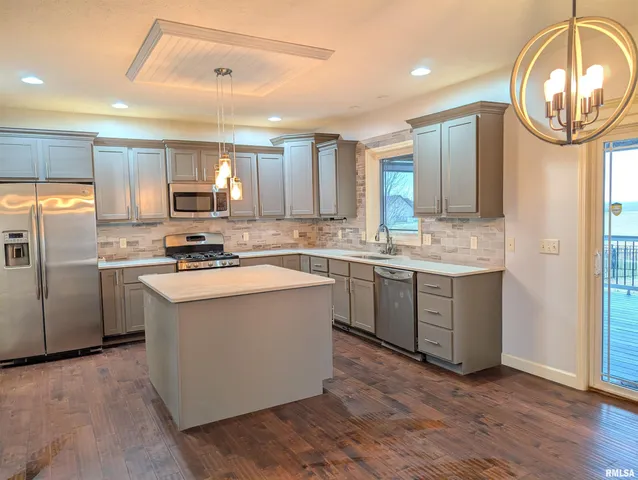 $409,900 | 2629 West Sesame Street, Dunlap, IL 61525