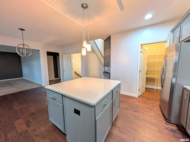 $409,900 | 2629 West Sesame Street, Dunlap, IL 61525