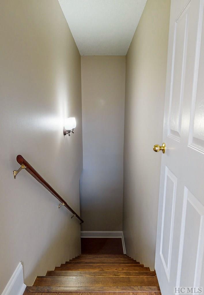 366 Dog Mountain Road Highlands, NC 28741 - Photo 12 of 20 Gallery Image 12