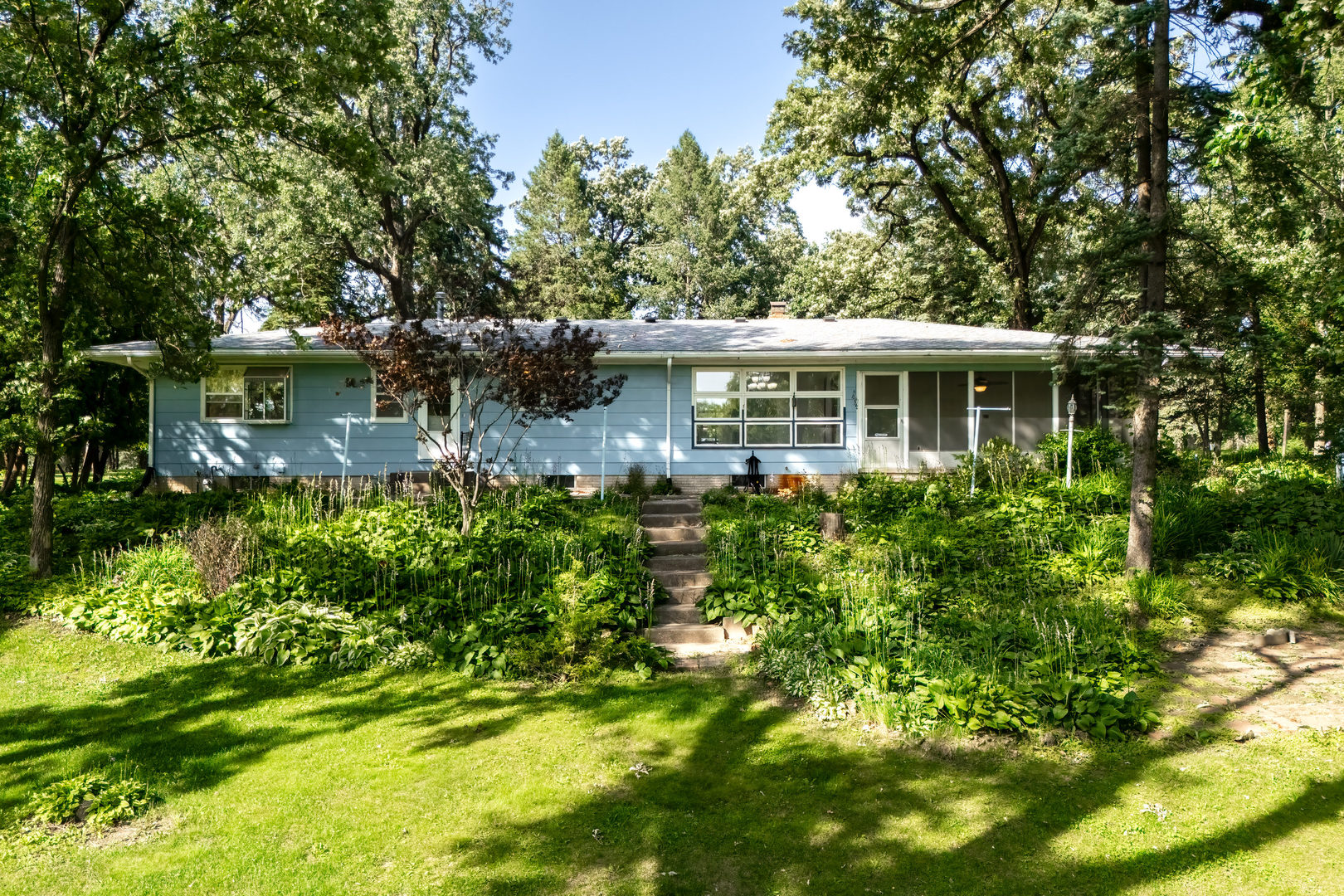 310 Woodlawn Road Long Grove, IA 52756 - Photo 5 of 34
