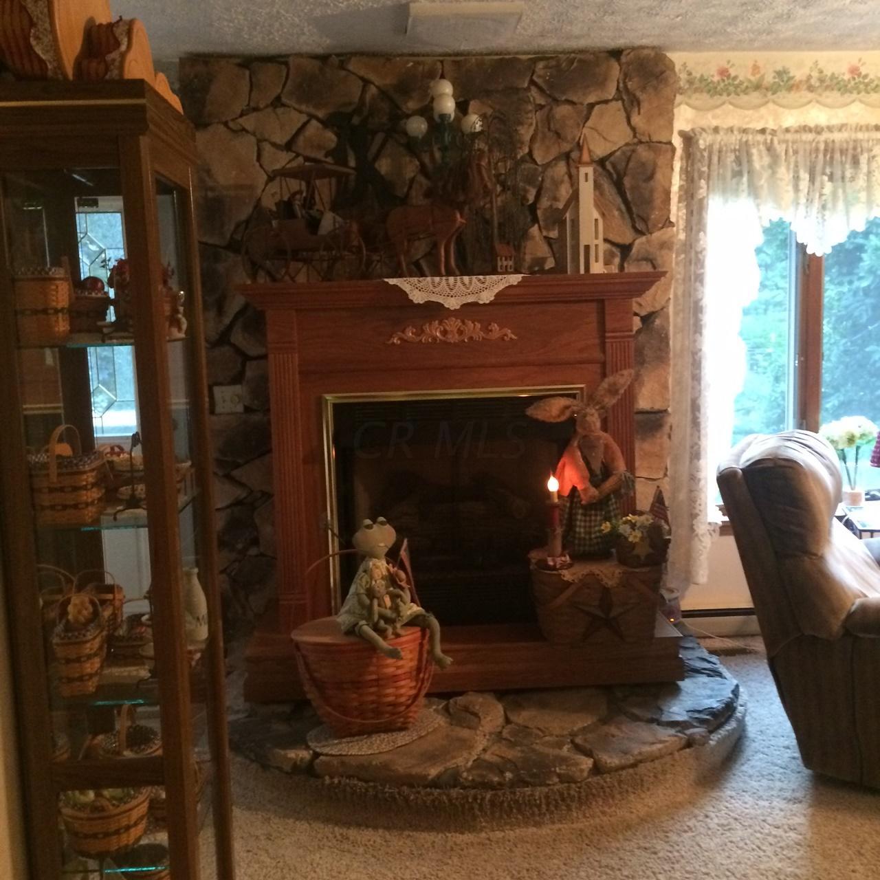 7494 Reform Road Northeast Newark, OH 43055 - Photo 16 of 31 Gallery Image 16