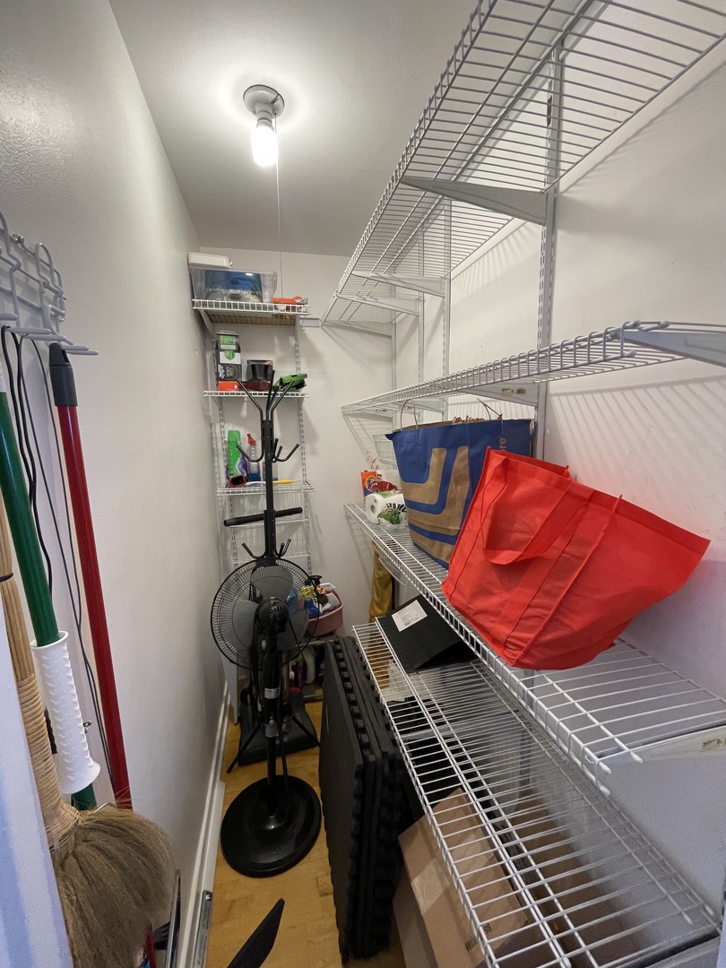 3900 North Lake Shore Drive, Unit 25C Chicago, IL 60613 - Photo 15 of 23