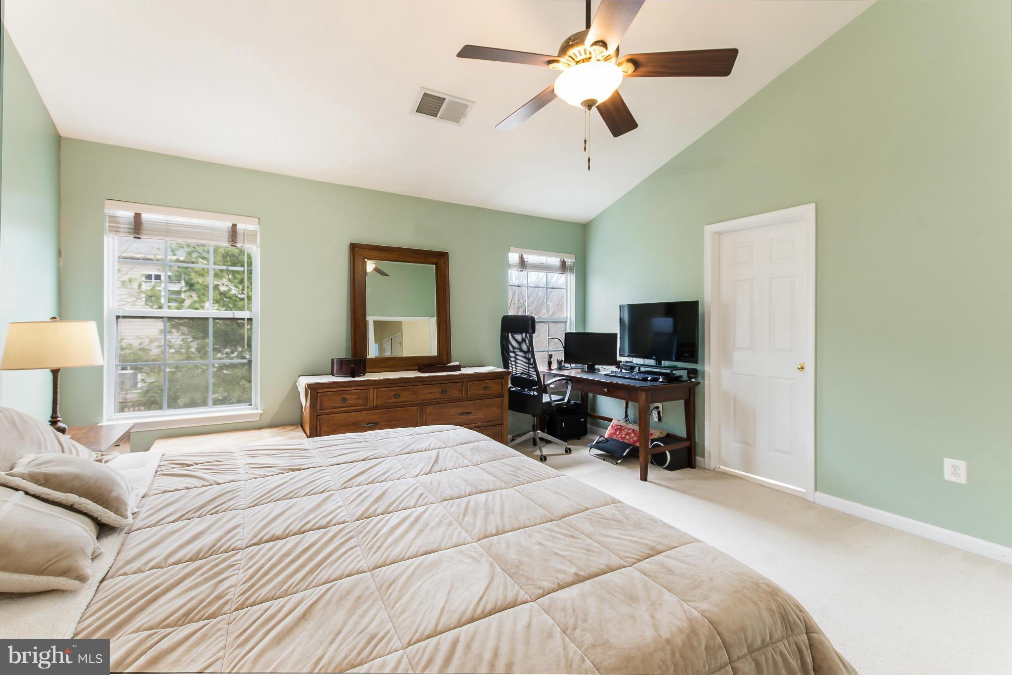 4163 Vernoy Hills Road Fairfax, VA 22033 - Photo 14 of 29 Bedroom (Master)