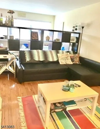 $1,850 | 37 Hill Street, Morristown, NJ 07960