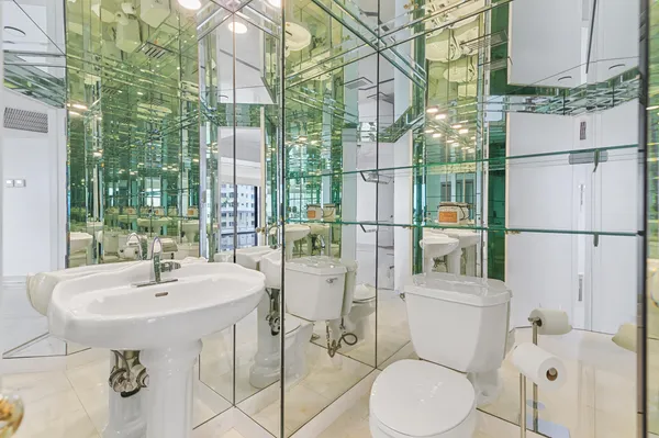 $6,000 | 20185 East Country Club Drive, Unit 901, Aventura, FL 33180