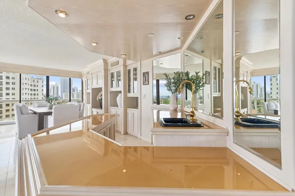 $6,000 | 20185 East Country Club Drive, Unit 901, Aventura, FL 33180