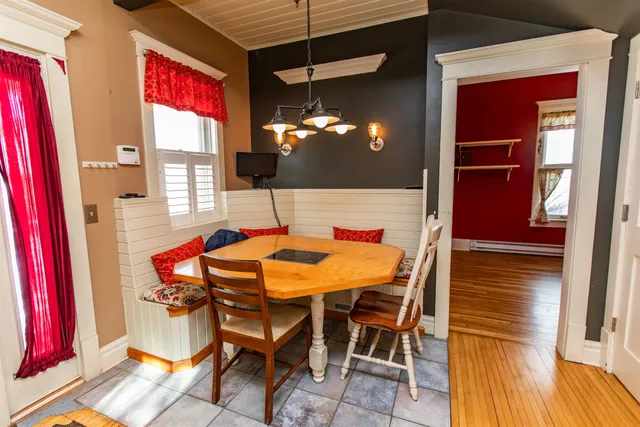 $494,000 | 214 South 8th Street, Mount Horeb, WI 53572