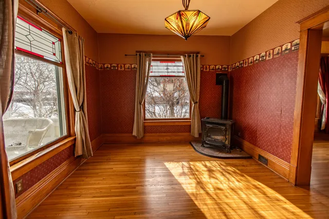 $494,000 | 214 South 8th Street, Mount Horeb, WI 53572