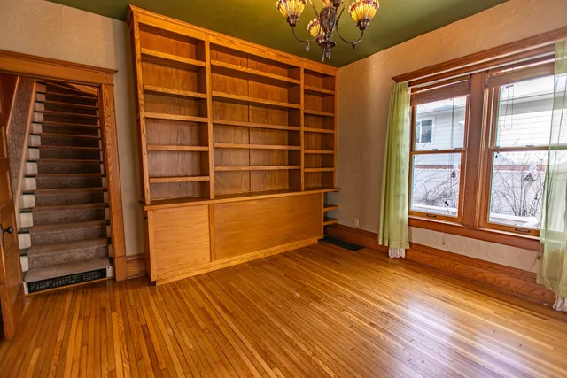 $494,000 | 214 South 8th Street, Mount Horeb, WI 53572