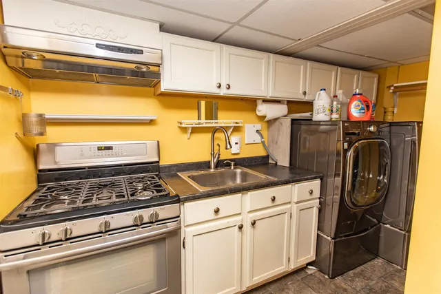 $494,000 | 214 South 8th Street, Mount Horeb, WI 53572