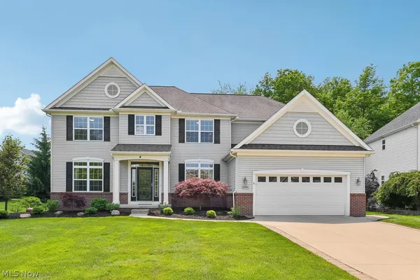 $639,900 | 8246 Talbot Circle, Mentor, OH 44060