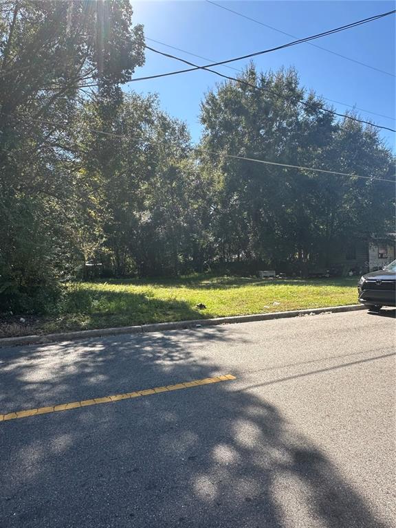 1212 Southwest Fort King Street Ocala, FL 34471 - Photo 3 of 3 a view of a house with a swimming pool