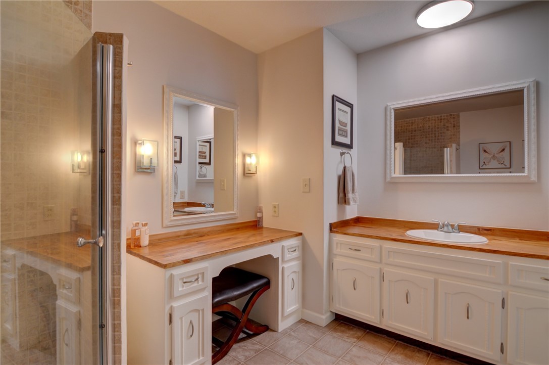 5223 North MacArthur Road Forsyth, IL 62535 - Photo 30 of 46 Gallery Image 30