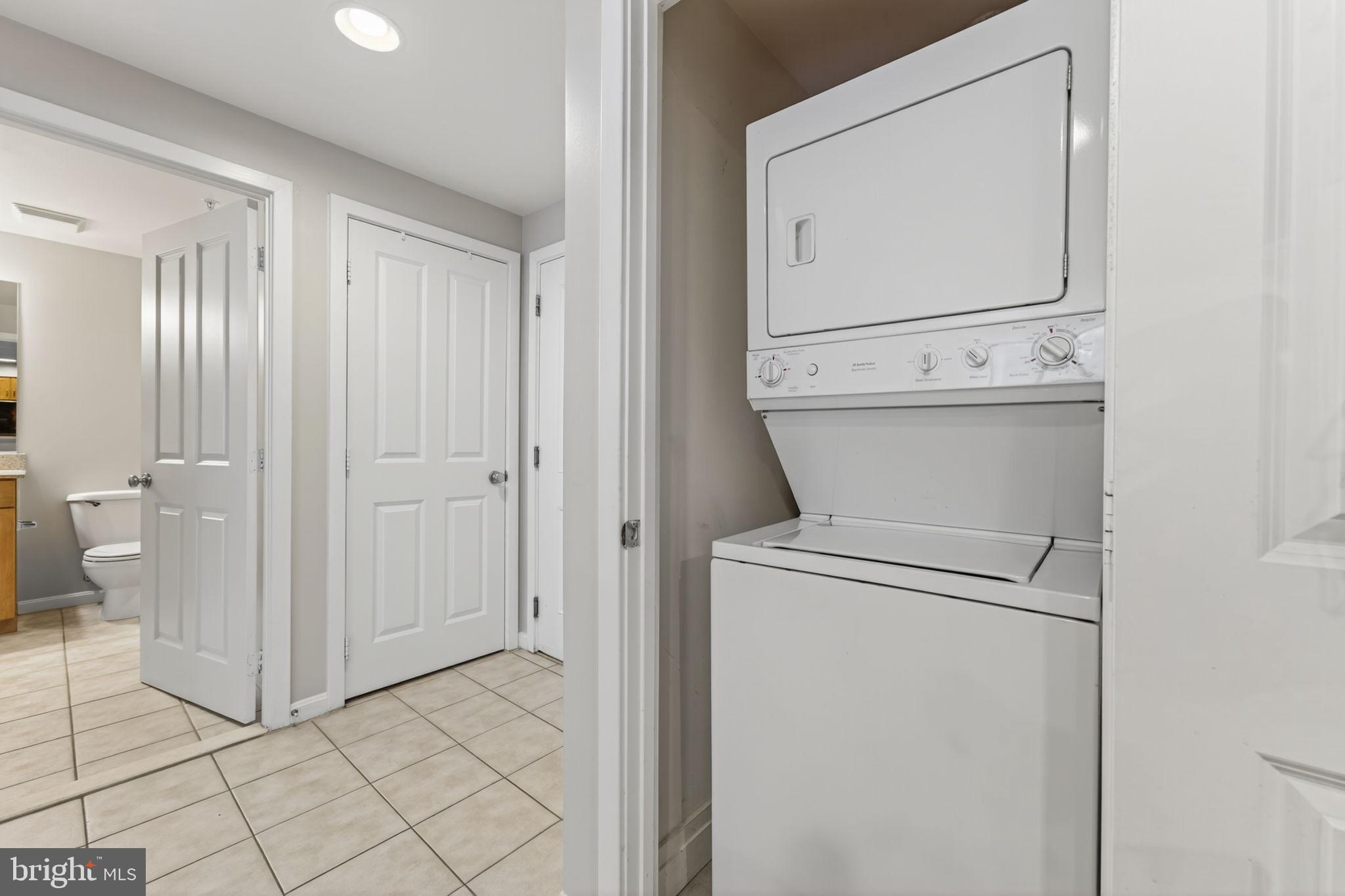 2220 Fairfax Drive, Unit 206 Arlington, VA 22201 - Photo 21 of 25 a view of washer and dryer