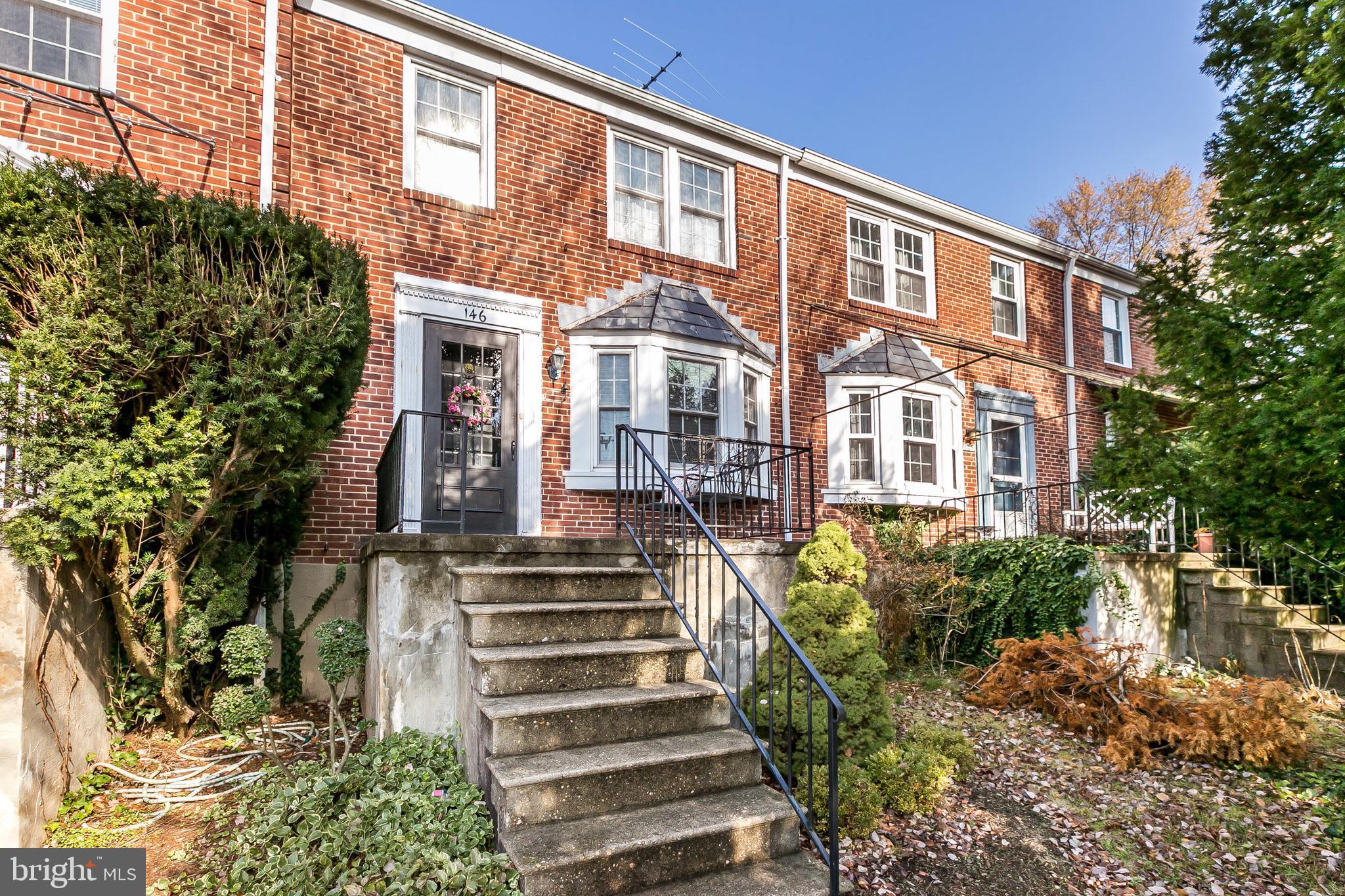 146 Dumbarton Road Baltimore, MD 21212 - Photo 2 of 32 Front steps to home