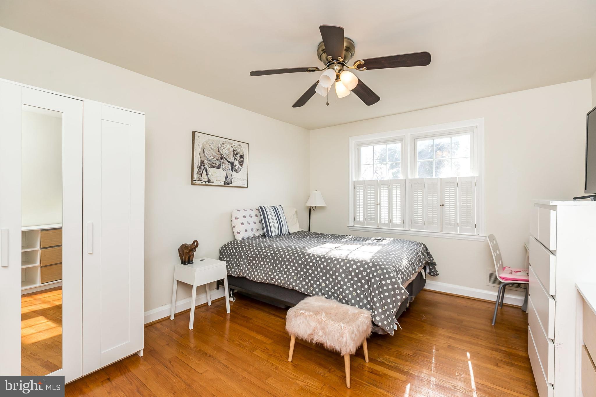 146 Dumbarton Road Baltimore, MD 21212 - Photo 13 of 32 Master bedroom